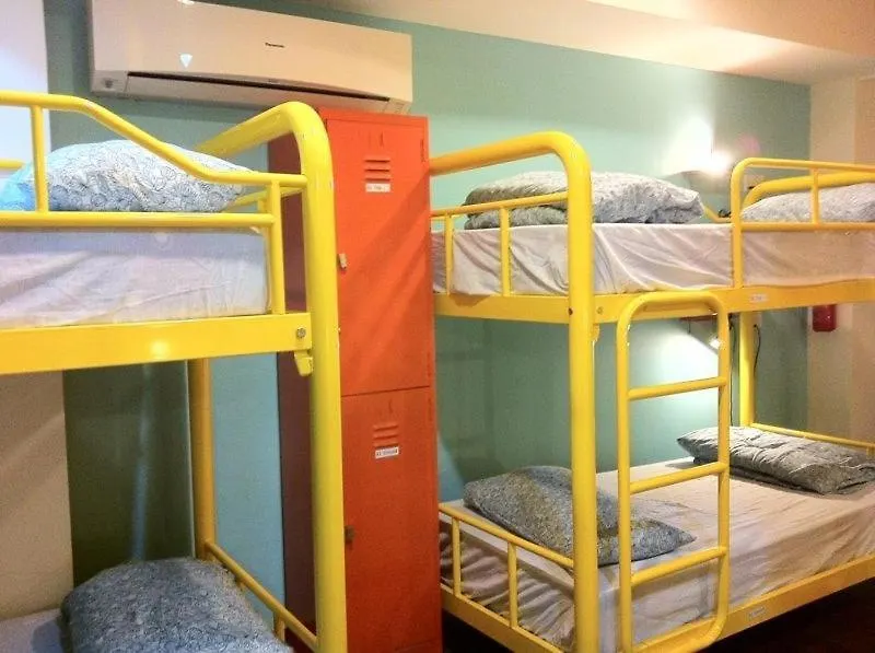 Beary Nice! By A Beary Good Hostel 싱가포르 2*,  싱가포르